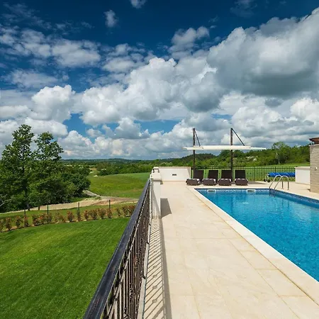 Ferienhaus Mala Halu Katun Gracanski