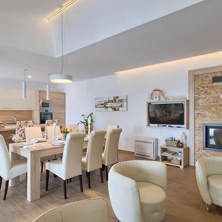 Holiday home Mala Halu
