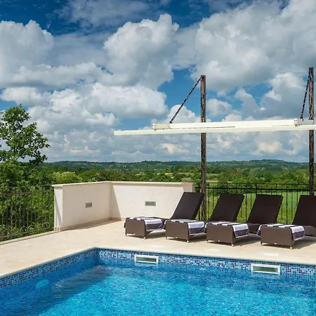 Mala Halu Holiday home *
