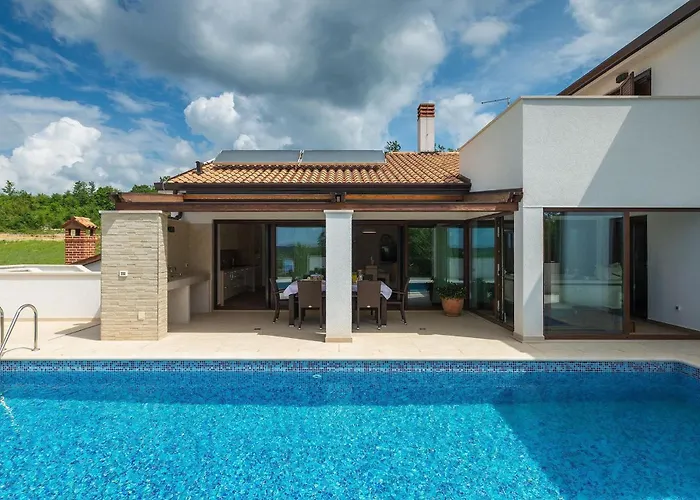 Vikendica Mala Halu Katun Gracanski