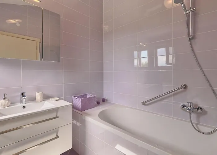 Vikendica Mala Halu *